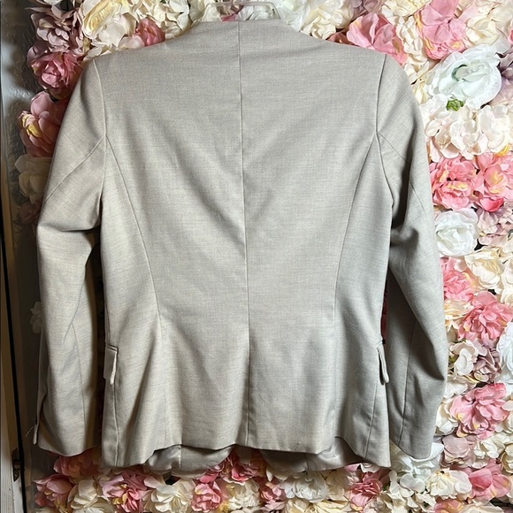 A0404 Zara Beige Blazer with Single Button - Picture 4 of 4